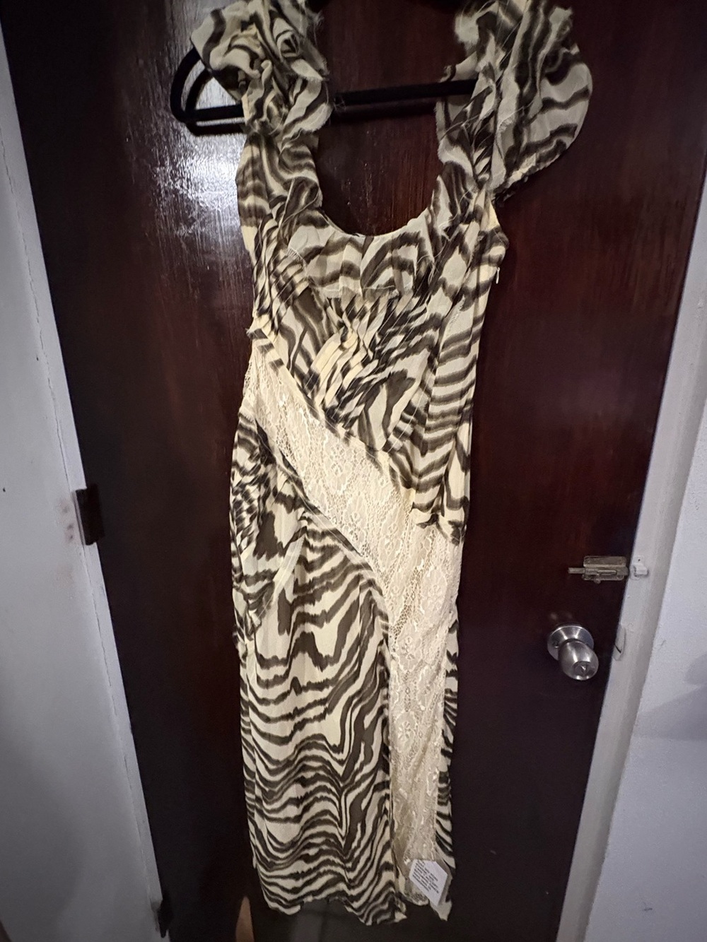 NWT ASOS Zebra-Print Lace-Trim Maxi Dress. Size 6.